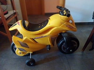 Moto de batería Infantil Amarilla