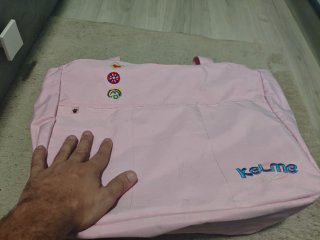 Bolso rosa Kelme con adornos