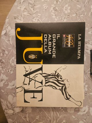 Album Grande Juve + 5 VHS La Grande Storia
