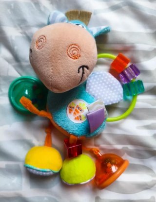 Muñeco de actividades para bebé