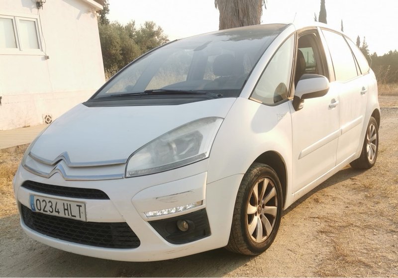 Citroen C4 Picasso 2012 - foto 1
