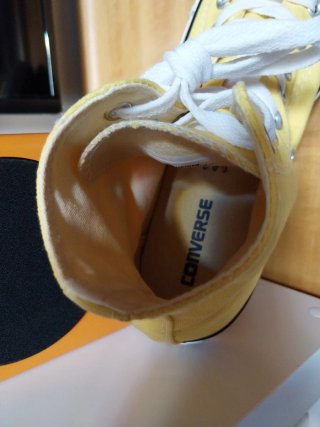 Converse Amarillas  Un 41
