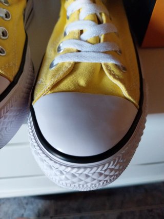Converse Amarillas  Un 41