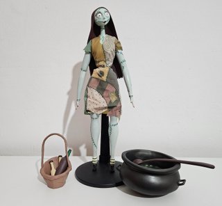 Figura Sally Pesadilla antes de Navidad 40cm