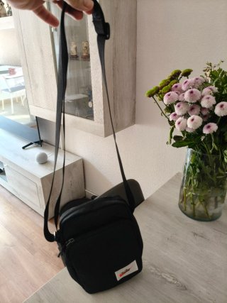 Bolso bandolera Nike negro