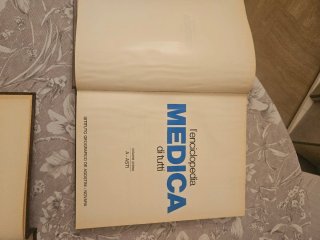 Enciclopedia Medica di Tutti De Agostini 3 Volumi