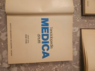 Enciclopedia Medica di Tutti De Agostini 3 Volumi