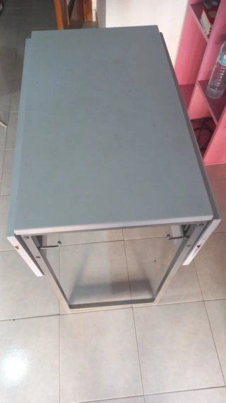 Mesa plegable y sillas