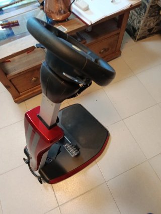 Volante Ferrari Thrustmaster PS3/PC