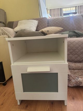Mesa de noche IKEA 39x41