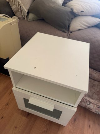 Mesa de noche IKEA 39x41