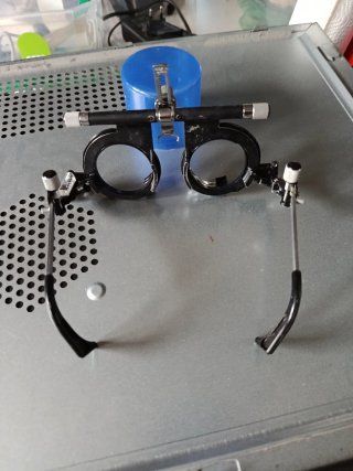 2 Montature prova lenti oculista