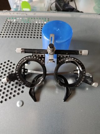 2 Montature prova lenti oculista