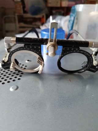 2 Montature prova lenti oculista