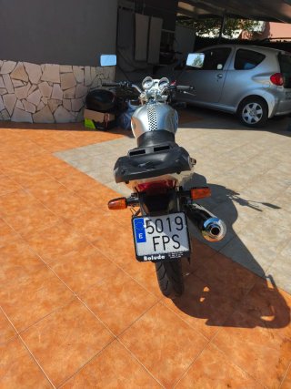 Honda CBF 250 Plata
