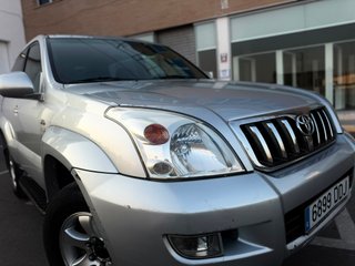 Toyota Land Cruiser 2005