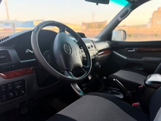 Toyota Land Cruiser 2005