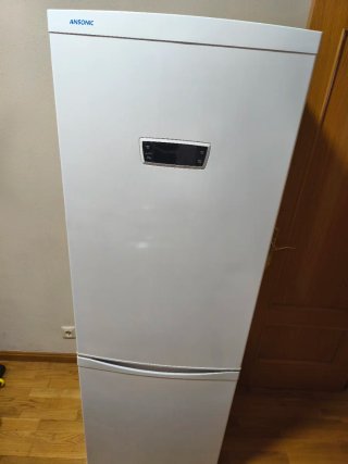 Frigorífico combi Ansonic con congelador