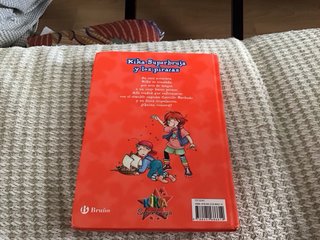 Kika Superbruja y los piratas