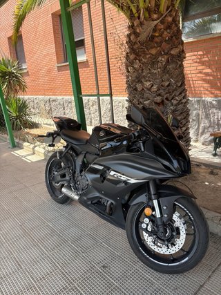 Yamaha r7 2024