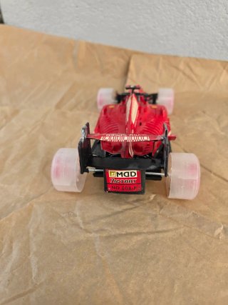 Coche de carreras rojo Fórmula 1