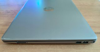 PORTATIL HP 15 ́6" FHD - i5 11Th - 8GB - SSD 256GB