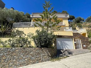 Chalet en venta en Els Grecs - Mas Oliva en Roses