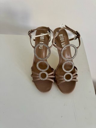 Sandali Bibilou tacco alto beige con strass