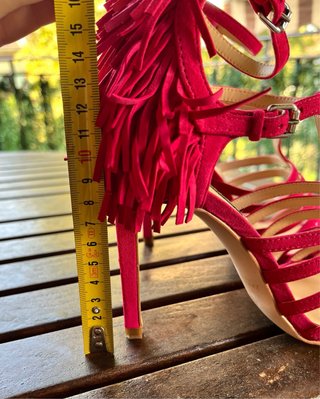 Sandalias Zara Fucsia Flecos Talla 36