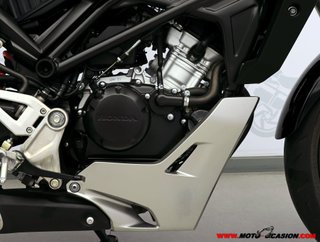 HONDA CB 125 R -APTA B Y A1-
