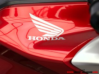 HONDA CB 125 R -APTA B Y A1-