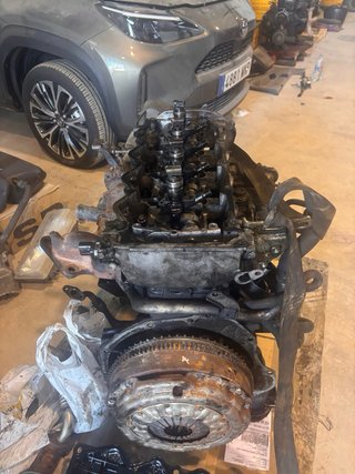 Motor Nissan YD25 para despiece