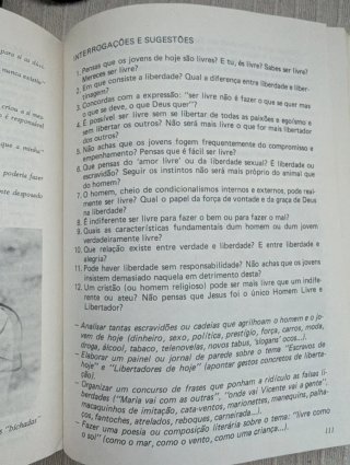 "É Preciso Renascer" - Barros de Oliveira