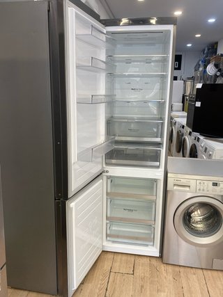Nevera LG + Lavadora Bosch con Garantía