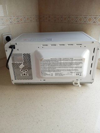 Microondas Home Carrefour HMG20-10 Grill