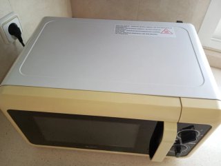 Microondas Home Carrefour HMG20-10 Grill