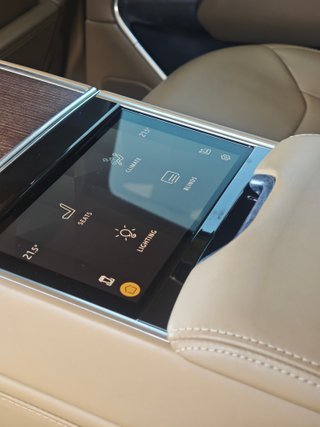 Land Rover Range Rover 2023
