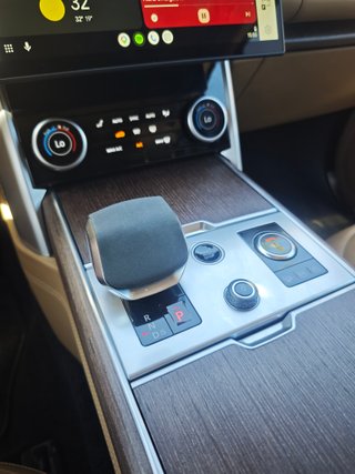 Land Rover Range Rover 2023