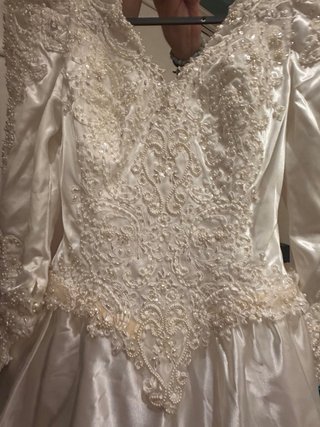 Vestido de Novia Blanco con Lazo