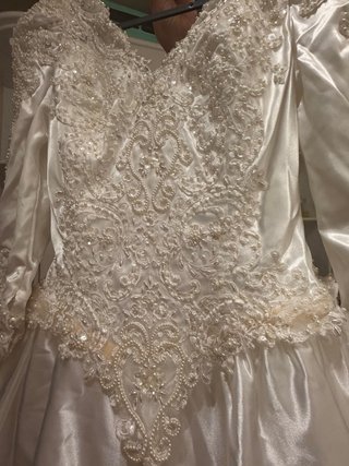 Vestido de Novia Blanco con Lazo