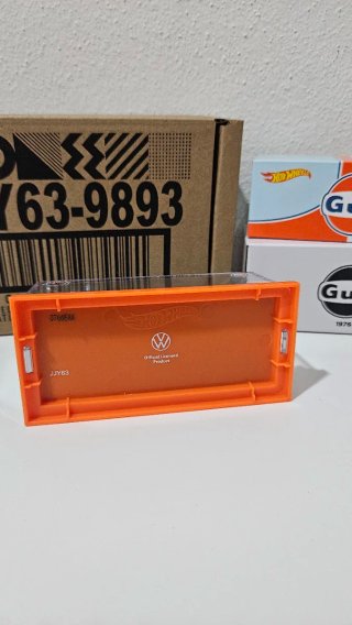 Hot Wheels Gulf 1976 Volkswagen Golf Mk1 GTI