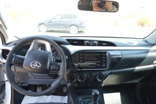 TOYOTA Hilux 2.4 D4D Cabina Doble GX