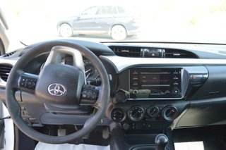 TOYOTA Hilux 2.4 D4D Cabina Doble GX
