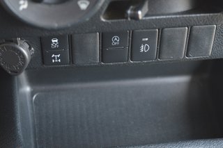 TOYOTA Hilux 2.4 D4D Cabina Doble GX