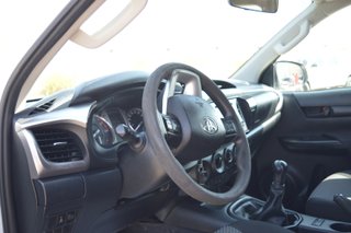 TOYOTA Hilux 2.4 D4D Cabina Doble GX