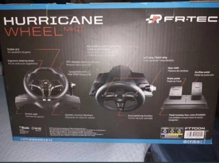 Volante Thrustmaster para PS4