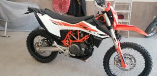 KTM 690 Enduro R Naranja/Blanca