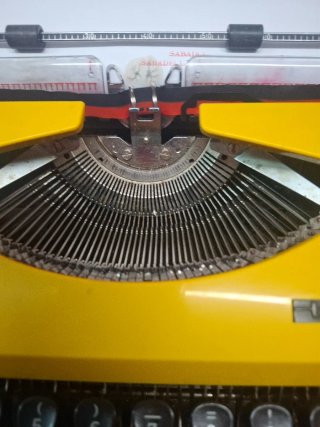 Máquina de escribir vintage negra