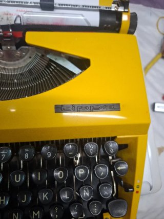 Máquina de escribir vintage negra