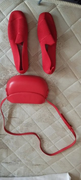Chaqueta Roja Talla XL, equivale L española